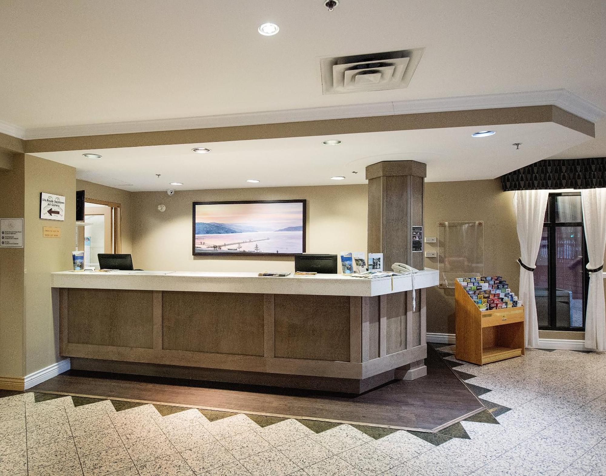 Harrison Lake Hotel แฮร์ริสันฮอตสปริงส์ ภายนอก รูปภาพ