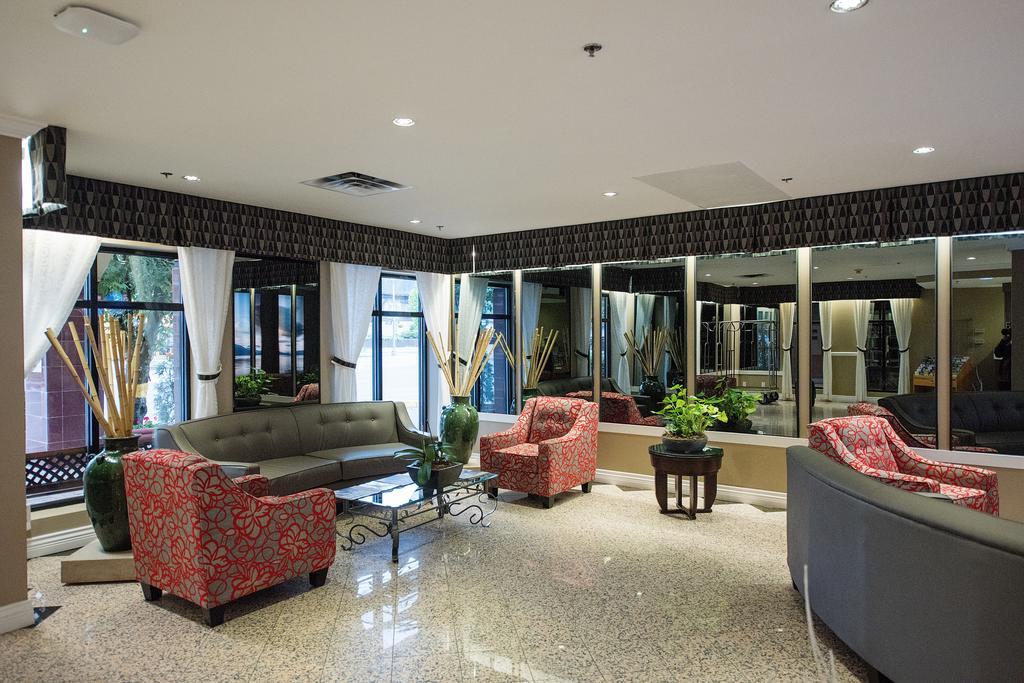 Harrison Lake Hotel แฮร์ริสันฮอตสปริงส์ ภายนอก รูปภาพ