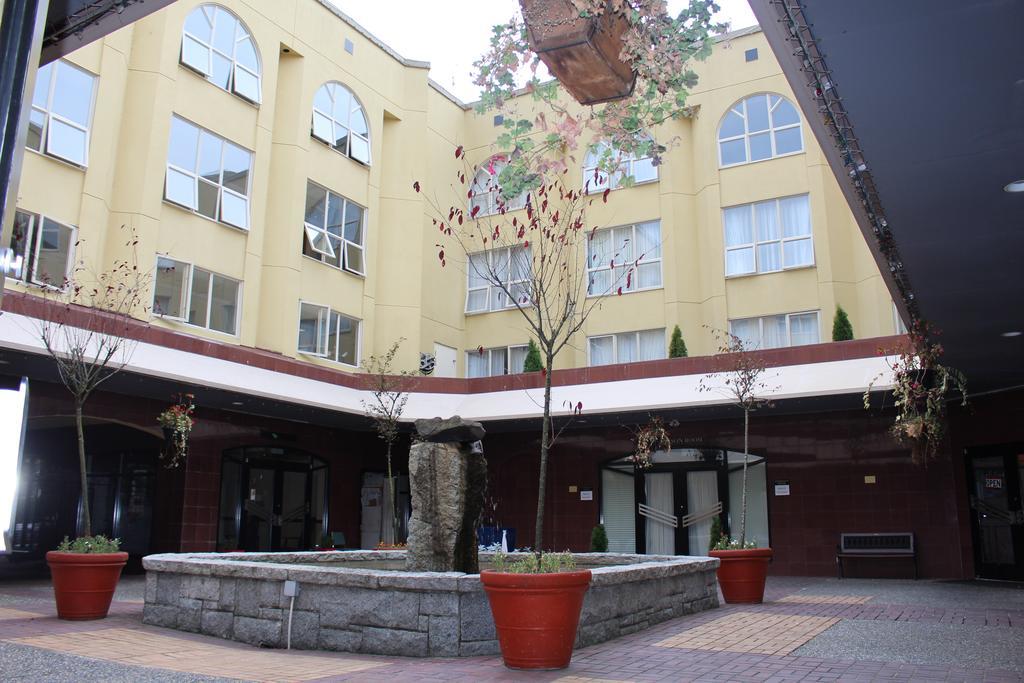 Harrison Lake Hotel แฮร์ริสันฮอตสปริงส์ ภายนอก รูปภาพ